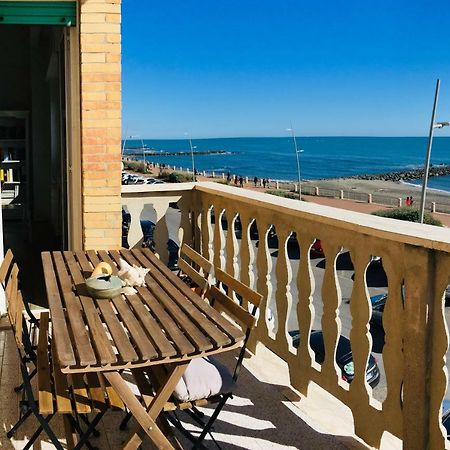 Ferienwohnung Casa Al Mare Lido di Ostia Exterior foto